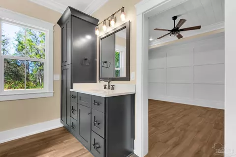 Bath - 3526 Creekdown Ln, Pace, FL 32571 photo 7 of 11