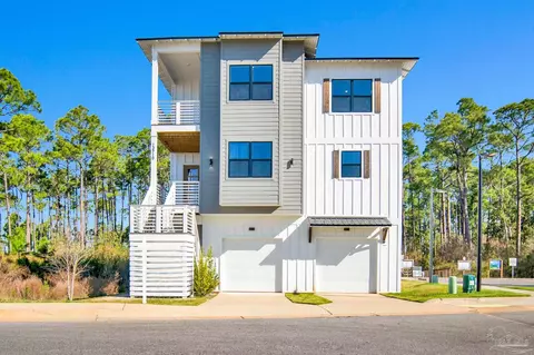13710 Osprey Dr, Pensacola, FL 32507