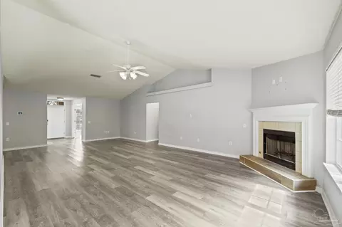 Living - 4669 Thousand Oaks Blvd, Pace, FL 32571 photo 6 of 8