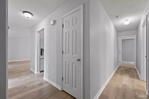 Entry Way - 4669 Thousand Oaks Blvd, Pace, FL 32571 photo 6 of 7