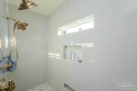 Bath - 7628 Buffalo Ridge Rd, Pace, FL 32571 photo 2 of 9