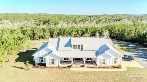 7628 Buffalo Ridge Rd, Pace, FL 32571