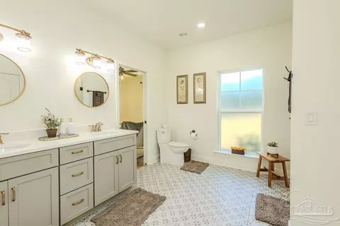 Bath - 7628 Buffalo Ridge Rd, Pace, FL 32571 photo 6 of 9