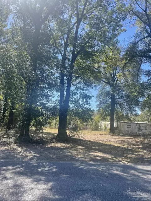 100 Blk Tower Dr, Pensacola, FL 32534