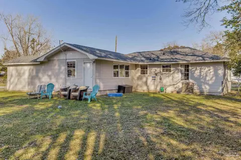 Exterior - 311 Booth Ave, Cantonment, FL 32533 photo 12 of 18