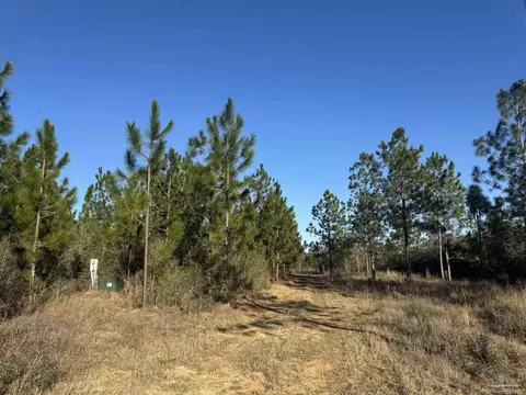 2569 Walling Rd, Milton, FL 32570 photo 1