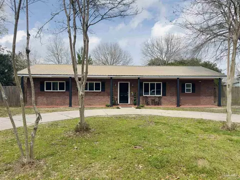 1101 E Horner St, Atmore, AL 36502