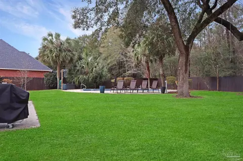 Exterior - 4226 N Cambridge Way, Pace, FL 32571 photo 7 of 12
