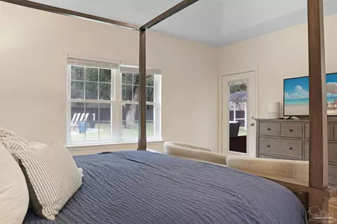 Bedroom - 4226 N Cambridge Way, Pace, FL 32571 photo 4 of 15