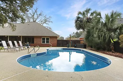 Exterior - 4226 N Cambridge Way, Pace, FL 32571 photo 8 of 12