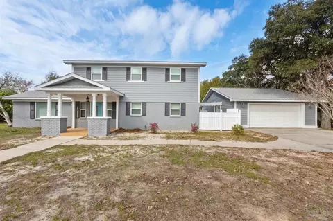1303 Windsor Park Rd, Gulf Breeze, FL 32563
