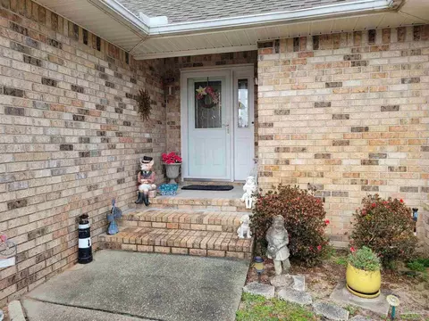 3216 Tallship Ln, Pensacola, FL 32526