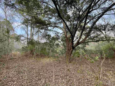 5751 Nowling Dr, Milton, FL 32583 photo 3