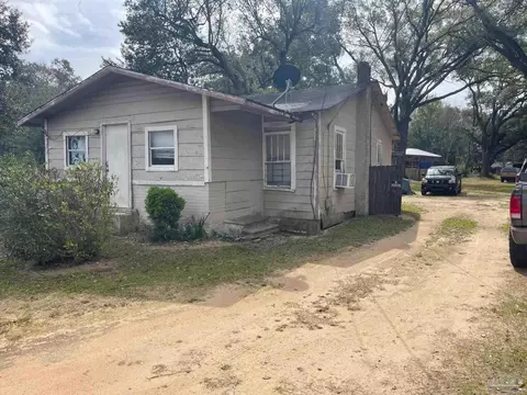 4421 W Jackson St, Pensacola, FL 32506