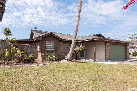 1223 Brook Bend Rd, Pensacola, FL 32506