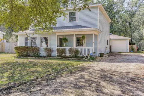 2983 N 18th Ave, Milton, FL 32583