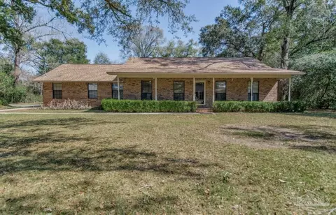 4708 Geri St, Milton, FL 32583