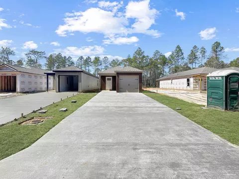 3235 Damon Dr, Milton, FL 32583