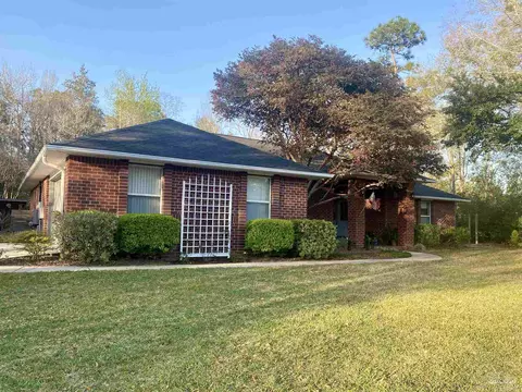 2552 Rosedown Dr, Cantonment, FL 32533