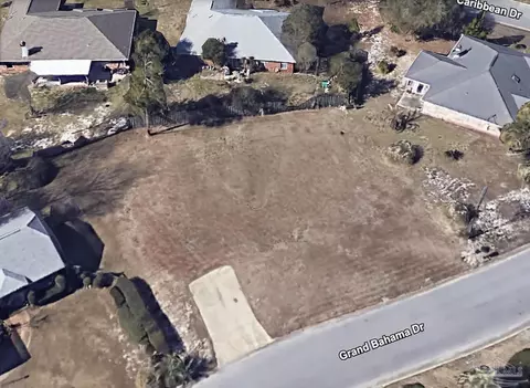 8035 Grand Bahama Dr, Pensacola, FL 32506