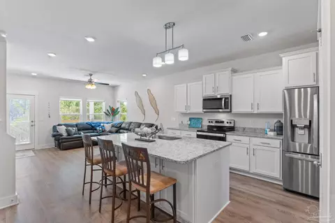 14357 Gardenglen Dr, Pensacola, FL 32507