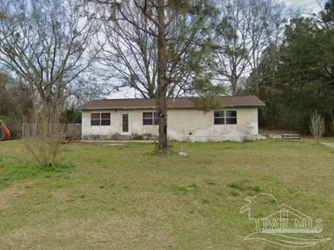 35 N Cypress St, Mcdavid, FL 32568 photo 1