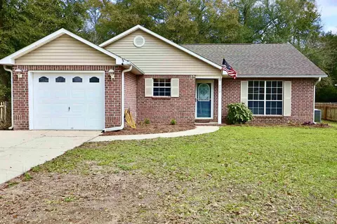 4552 Gainer Ave, Milton, FL 32583