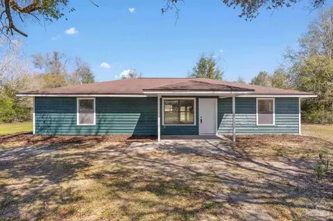 9452 Cornfield Way, Milton, FL 32583