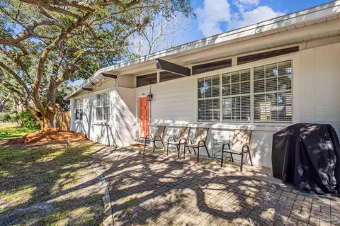420 Warwick St, Gulf Breeze, FL 32561