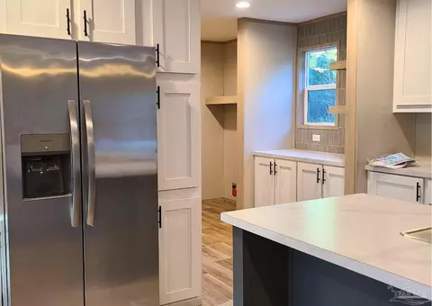 4918 Hirsch St, Milton, FL 32583 photo 6