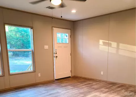 4918 Hirsch St, Milton, FL 32583 photo 3