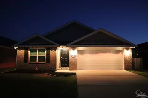 6274 Churchill Cir, Milton, FL 32583