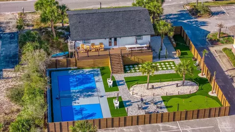 916 Panferio Dr, Pensacola Beach, FL 32561