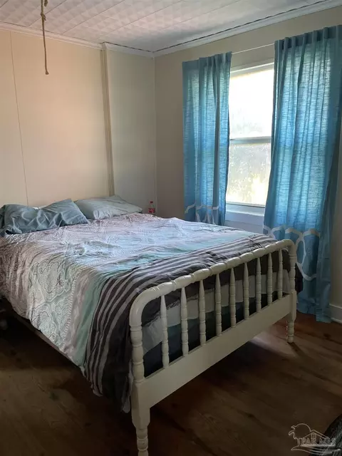 Bedroom - 3971 Hwy 4, Jay, FL 32565 photo 1 of 4