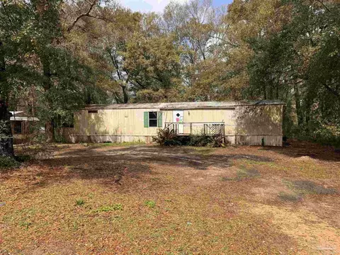 3885 Legend Creek Dr, Pace, FL 32571