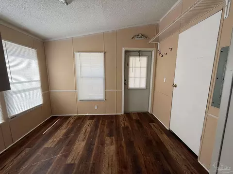 8494 Fortune Rd, Milton, FL 32583 photo 11