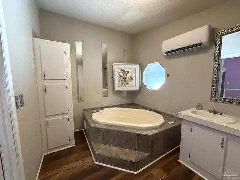 8494 Fortune Rd, Milton, FL 32583 photo 18