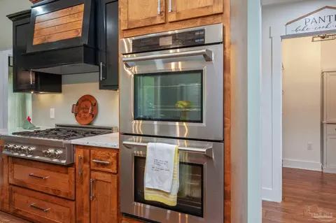 Kitchen - 7568 Spears Crossing Ln, Pace, FL 32571 photo 7 of 12