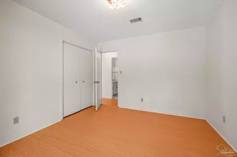 Bedroom - 2562 Renfroe Rd, Pace, FL 32571 photo 4 of 8