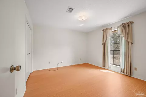 Bedroom - 2562 Renfroe Rd, Pace, FL 32571 photo 5 of 8