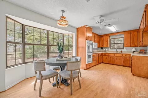 Kitchen - 2562 Renfroe Rd, Pace, FL 32571 photo 1 of 4