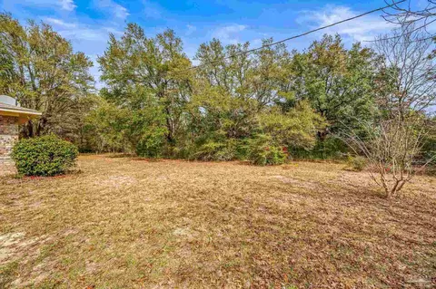 Exterior - 2562 Renfroe Rd, Pace, FL 32571 photo 2 of 6