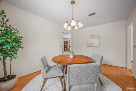 Dining - 2562 Renfroe Rd, Pace, FL 32571 photo 1 of 6