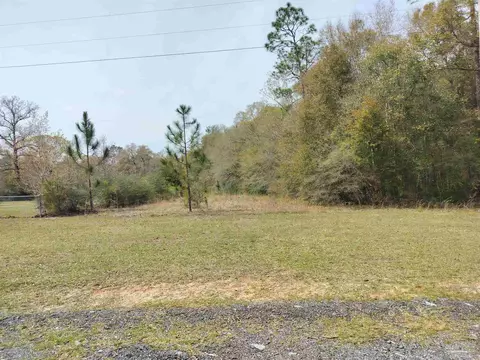 1853 Penton Rd, Milton, FL 32570