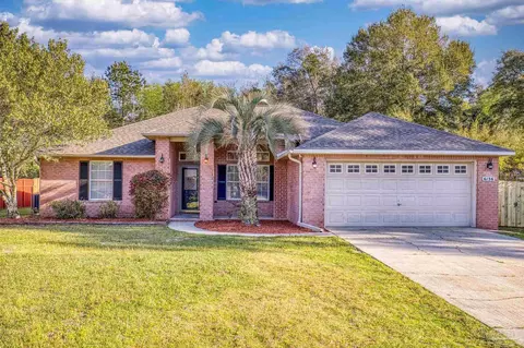 6136 Swainson St, Milton, FL 32570