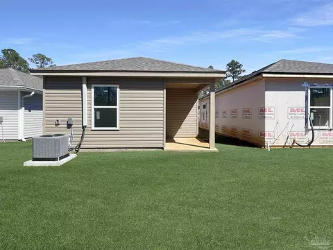 Exterior - 3241 Damon Dr, Milton, FL 32583 photo 2 of 2