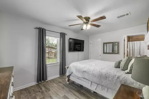 Bedroom - 5320 Hutto Ln, Jay, FL 32565 photo 1 of 2