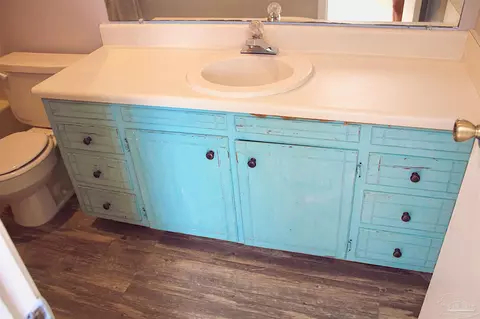 Bath - 4050 Harrison Ave, Jay, FL 32565 photo 1 of 2