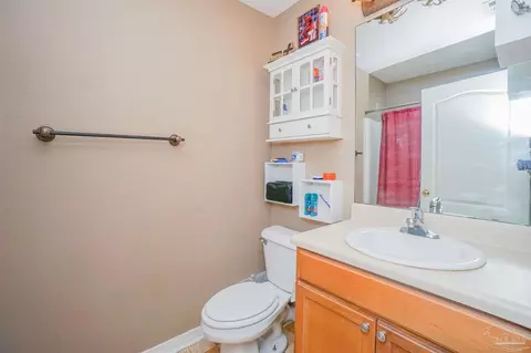 Bath - 4290 Castille Ave, Pace, FL 32571 photo 2 of 4