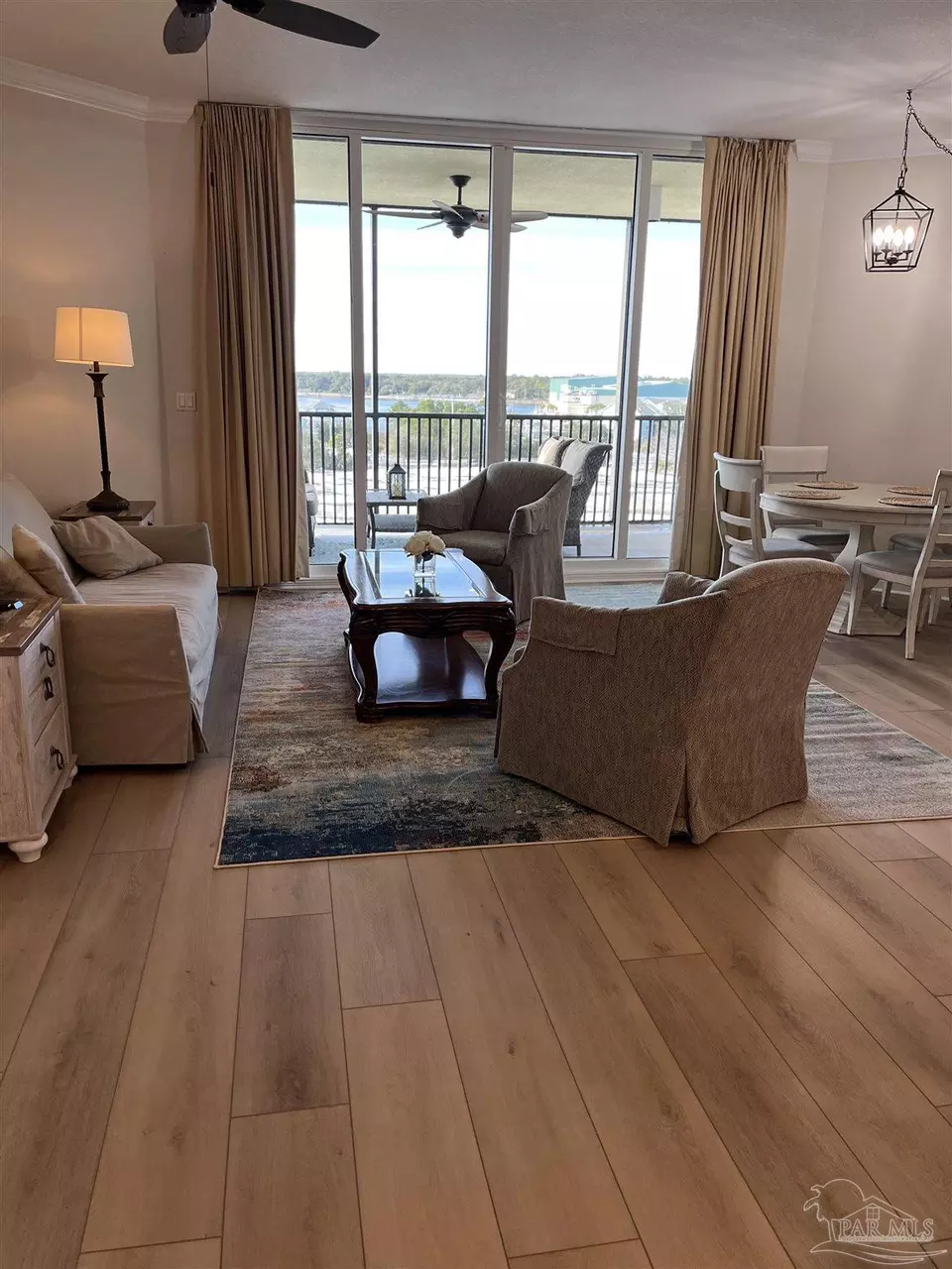 Living - 645 Lost Key Dr #604, Pensacola, FL 32507 photo 2 of 3